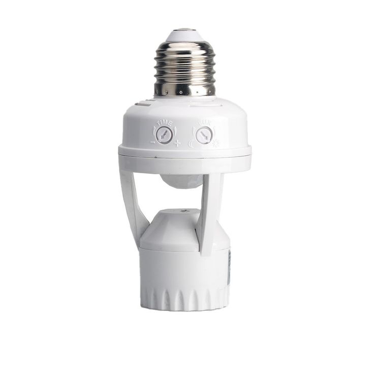 360° PIR Motion Sensor Bulb Holder — E27 Auto On/Off Smart Light Socket (6m Range, Adjustable Time & Light Sensitivity)